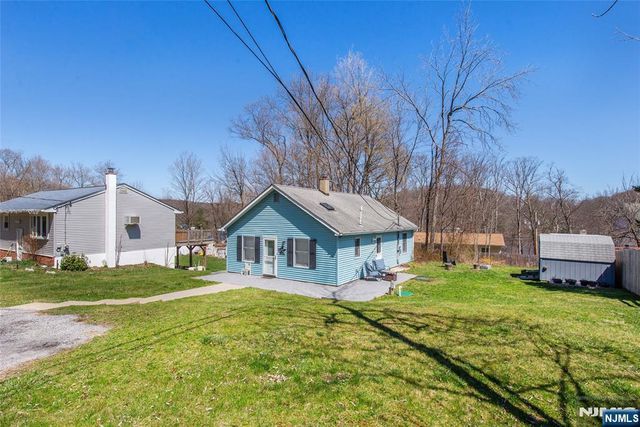 69 Alder Terrace, Sussex, NJ 07461