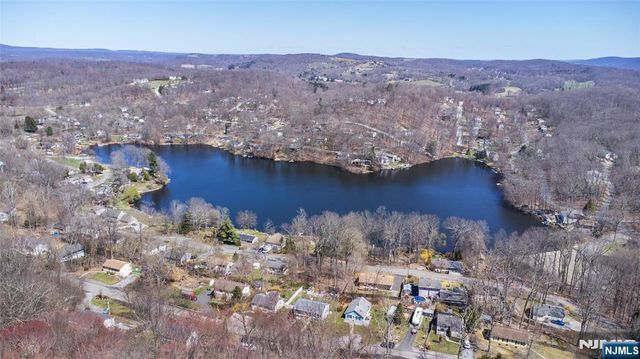 69 Alder Terrace, Sussex, NJ 07461