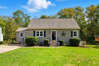 89 Vincent Drive, West Springfield, MA 01089