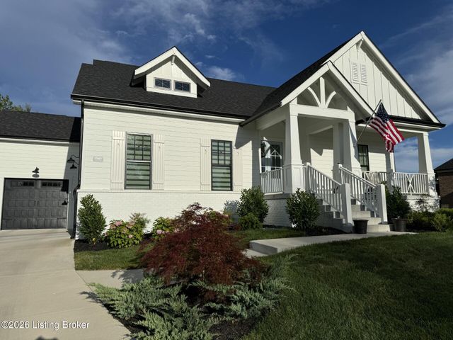 17801 Shakes Creek Dr, Fisherville, KY 40023
