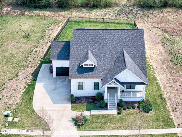 17801 Shakes Creek Dr, Fisherville, KY 40023