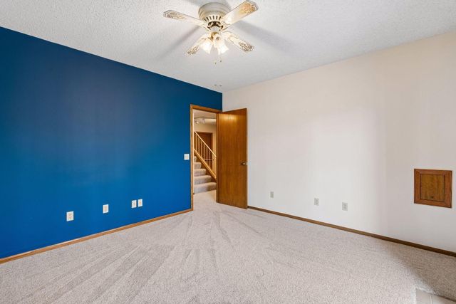 5301 Yorktown Lane N, Plymouth, MN 55442