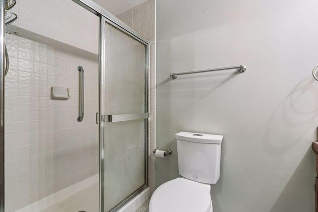 5301 Yorktown Lane N, Plymouth, MN 55442