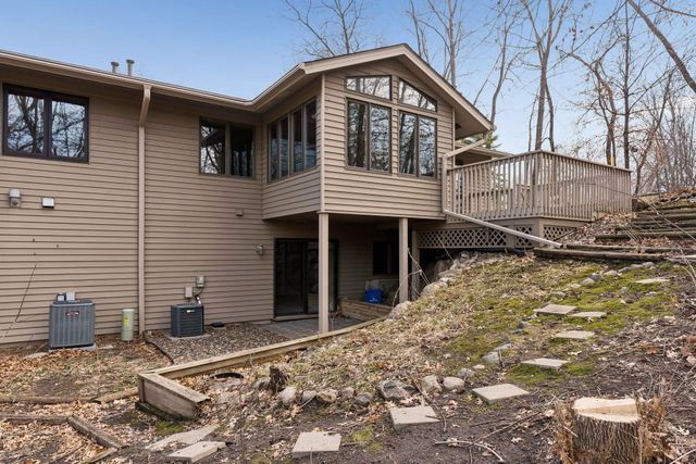 5301 Yorktown Lane N, Plymouth, MN 55442
