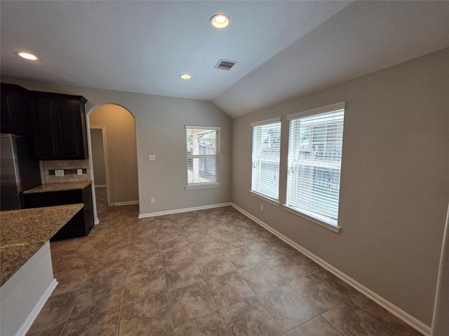 114 N Heritage Mill Circle, Tomball, TX 77375