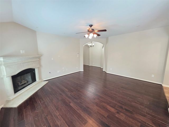 114 N Heritage Mill Circle, Tomball, TX 77375