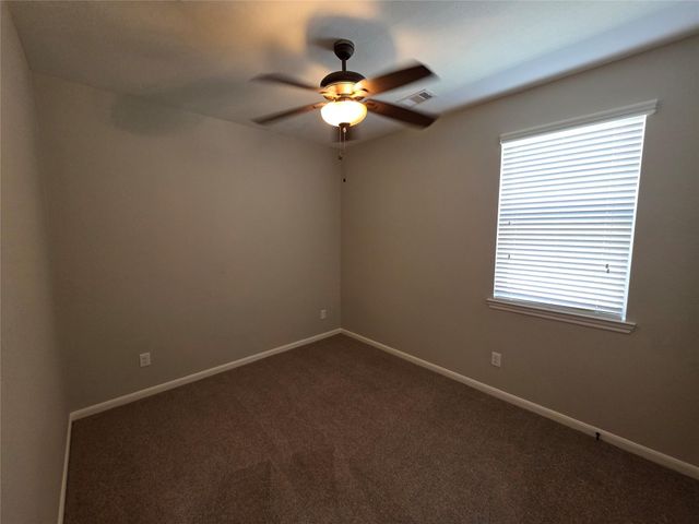 114 N Heritage Mill Circle, Tomball, TX 77375