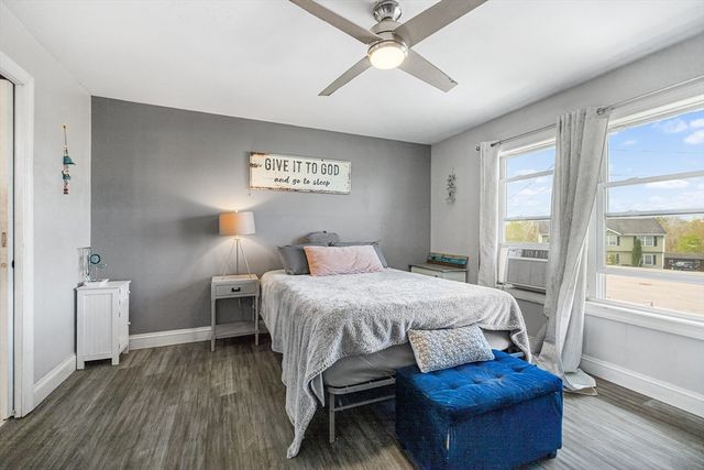 3 Dominique Dr, Webster, MA 01570