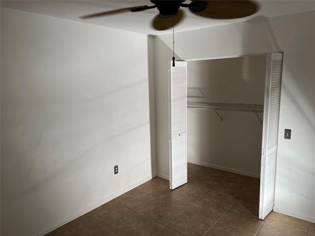913 Villa Circle 913, Boynton Beach, FL 33435