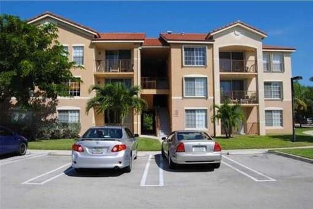 913 Villa Circle 913, Boynton Beach, FL 33435