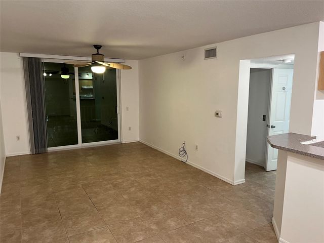 913 Villa Circle 913, Boynton Beach, FL 33435
