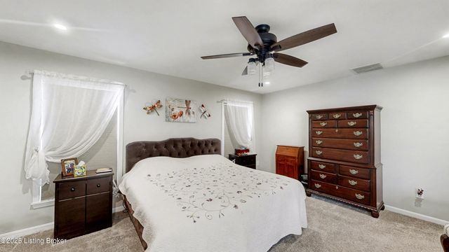 367 Copper Creek Dr, Mt Washington, KY 40047