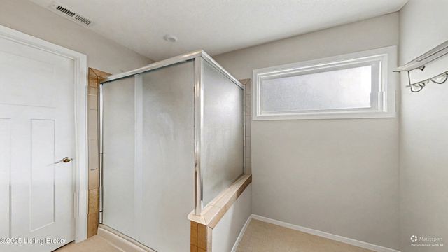 367 Copper Creek Dr, Mt Washington, KY 40047