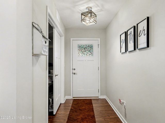 367 Copper Creek Dr, Mt Washington, KY 40047