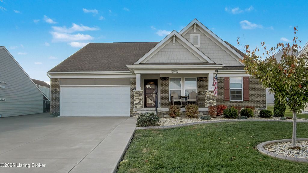 367 Copper Creek Dr, Mt Washington, KY 40047