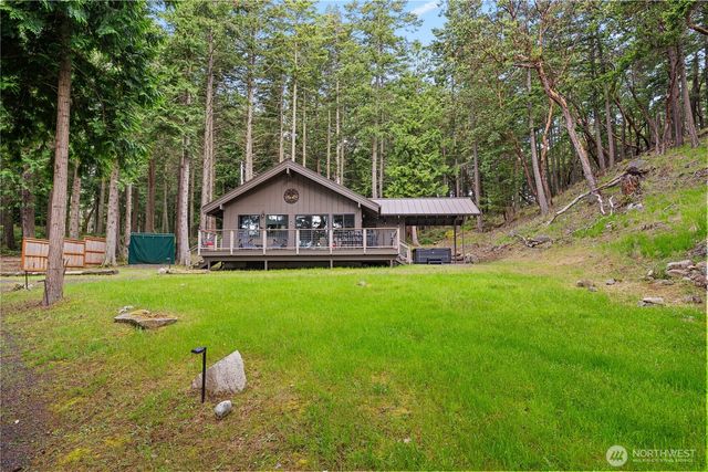 5 Nelson Trail, Henry Island, WA 98250