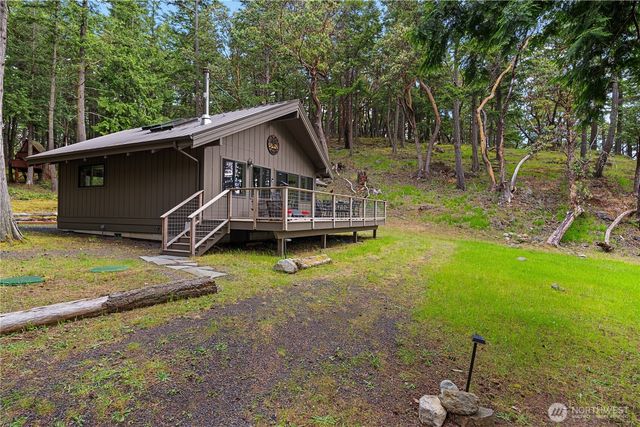 5 Nelson Trail, Henry Island, WA 98250