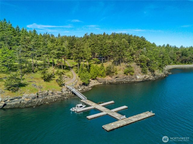 5 Nelson Trail, Henry Island, WA 98250