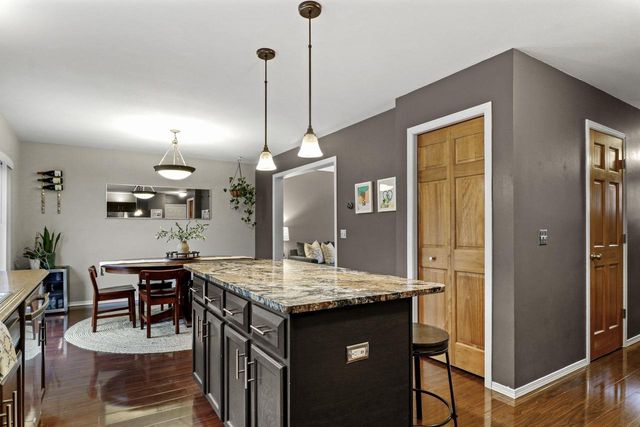 5405 Golden Leaf Trail, Madison, WI 53704