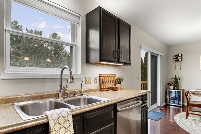 5405 Golden Leaf Trail, Madison, WI 53704