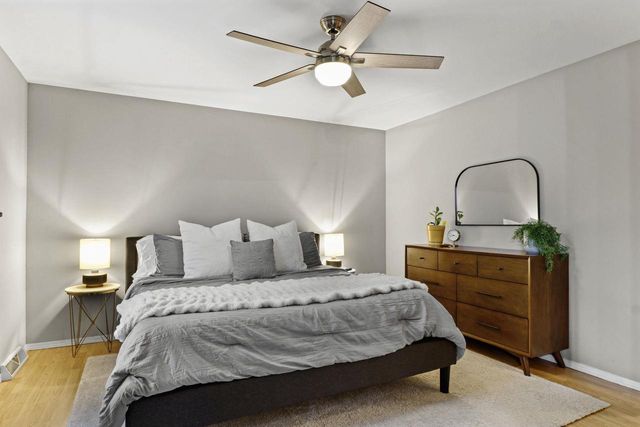 5405 Golden Leaf Trail, Madison, WI 53704