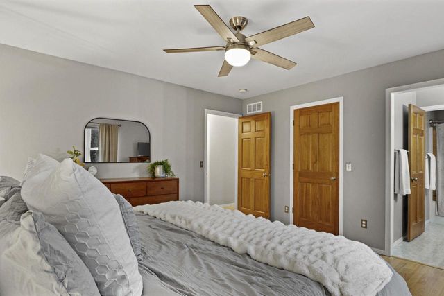 5405 Golden Leaf Trail, Madison, WI 53704