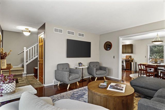 5405 Golden Leaf Trail, Madison, WI 53704