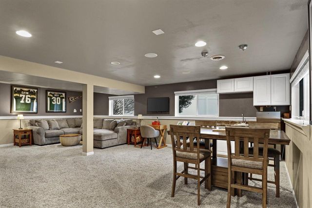 5405 Golden Leaf Trail, Madison, WI 53704