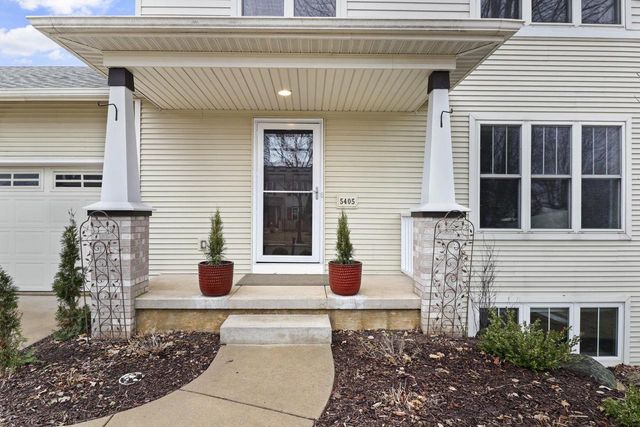 5405 Golden Leaf Trail, Madison, WI 53704