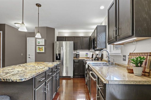 5405 Golden Leaf Trail, Madison, WI 53704