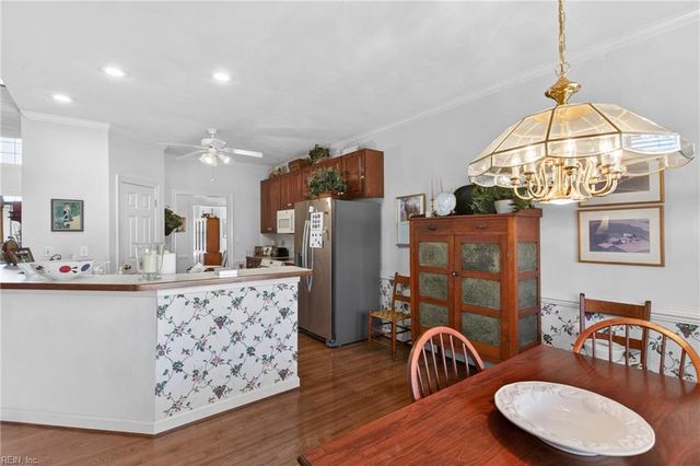 1308 Meggett DR, Chesapeake, VA 23322