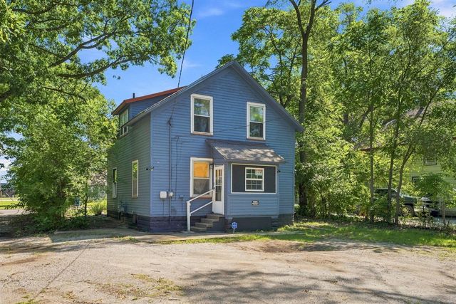 2611 Wood Street, Muskegon Heights, MI 49444