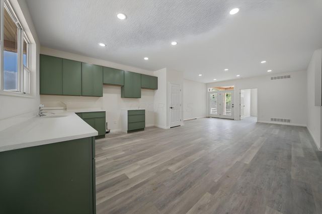 1551 Metcalfe Avenue, Obetz, OH 43207