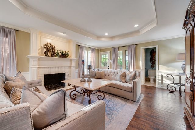 190 Fawn Hollow Drive, Argyle, TX 76226