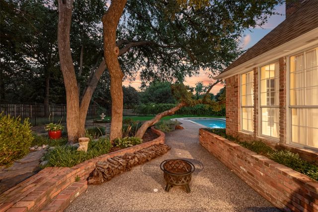190 Fawn Hollow Drive, Argyle, TX 76226