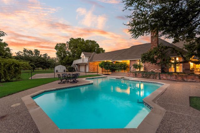 190 Fawn Hollow Drive, Argyle, TX 76226
