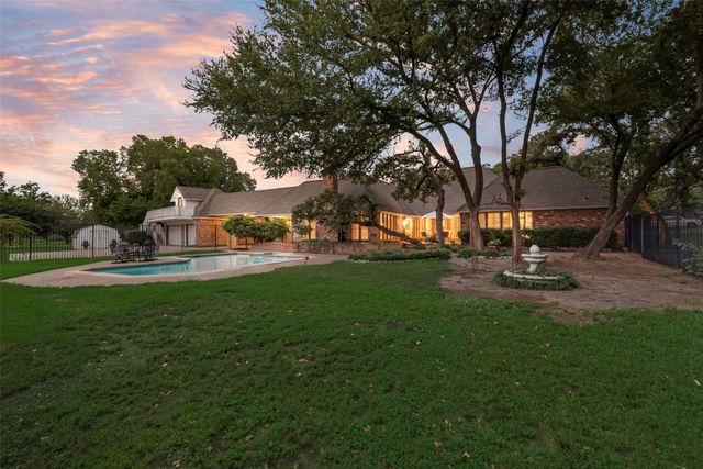190 Fawn Hollow Drive, Argyle, TX 76226