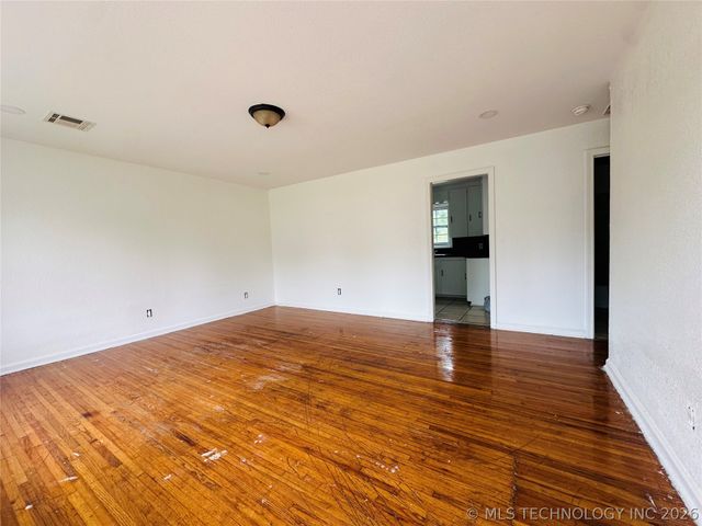 1931 N Florence Avenue, Tulsa, OK 74110