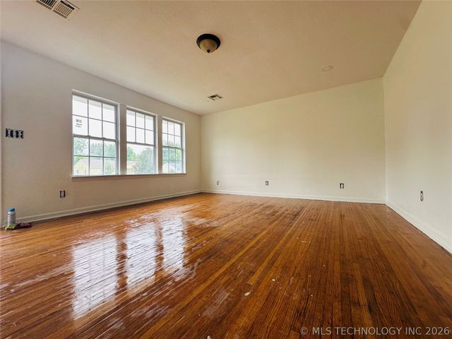 1931 N Florence Avenue, Tulsa, OK 74110