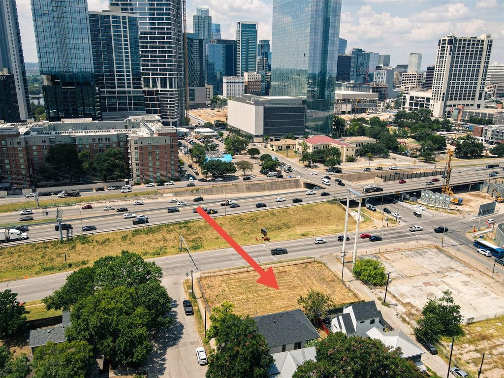 900 & 806 Willow ST, Austin, TX 78702