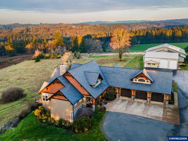 7118 Grandview Av, Scotts Mills, OR 97375