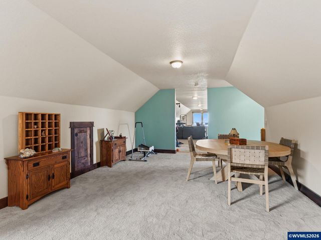 7118 Grandview Av, Scotts Mills, OR 97375