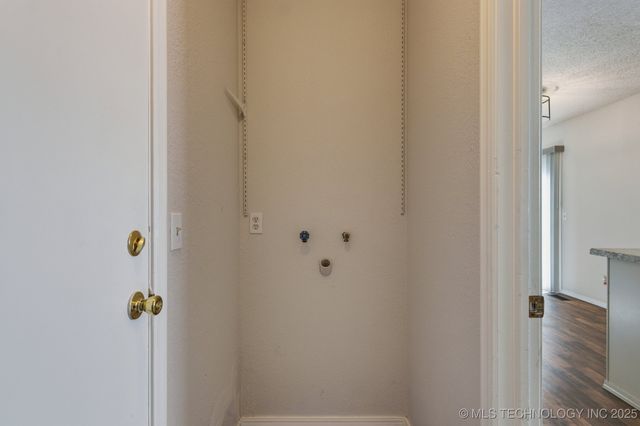 1811 W Ithica Street, Broken Arrow, OK 74012