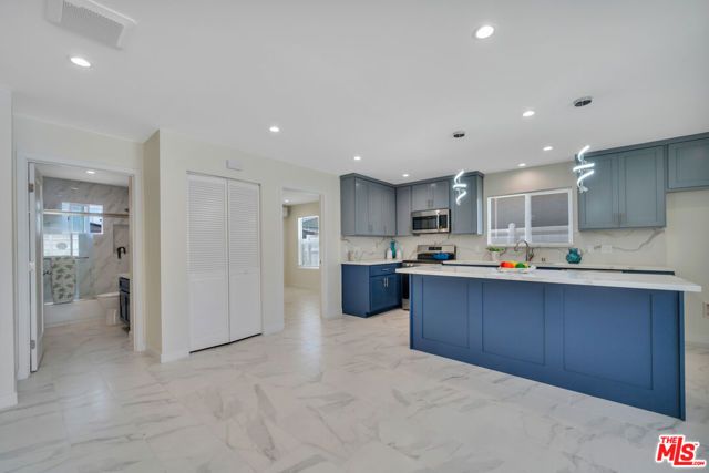 5128 W 133rd Street, Hawthorne, CA 90250