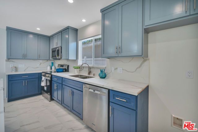 5128 W 133rd Street, Hawthorne, CA 90250