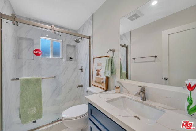 5128 W 133rd Street, Hawthorne, CA 90250