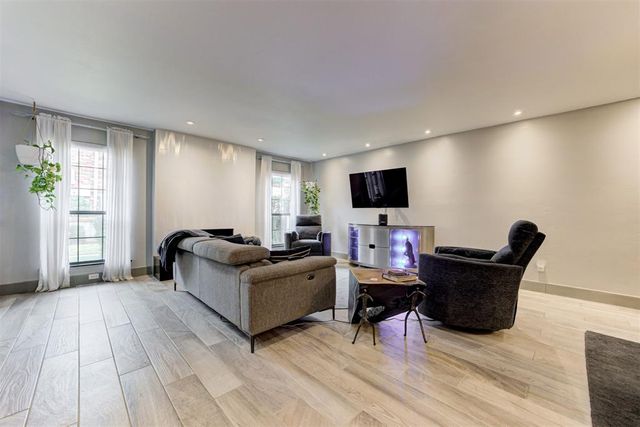 6325 N Villa Avenue 149, Oklahoma City, OK 73112