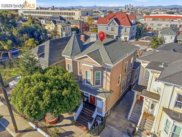 2817 Market St, Oakland, CA 94608