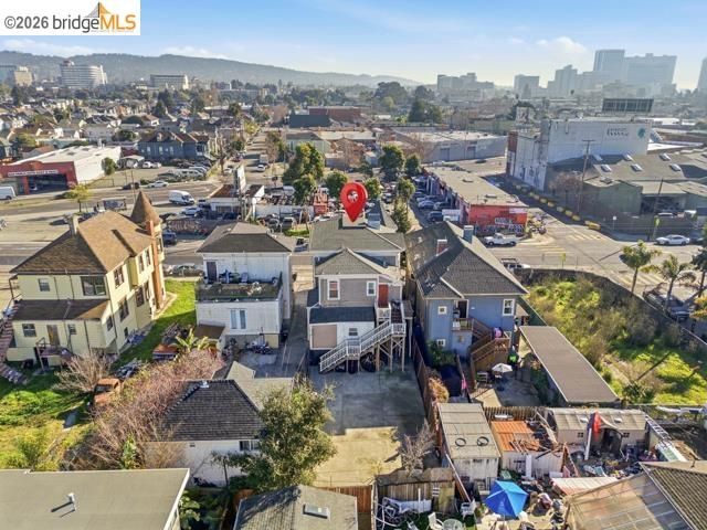2817 Market St, Oakland, CA 94608