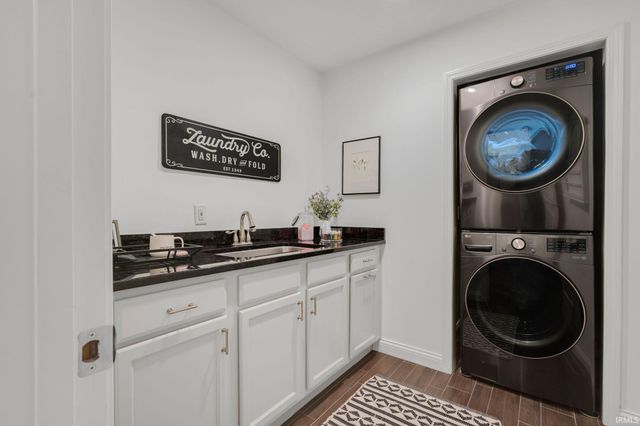 714 Dice Court, South Bend, IN 46614